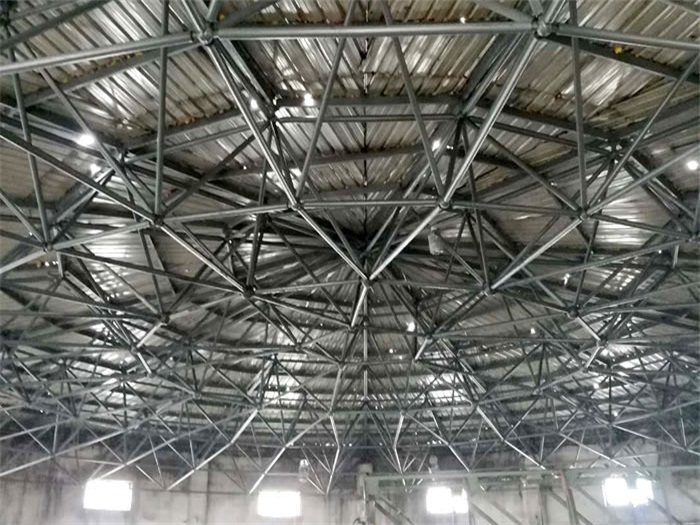 胶南洗煤厂蓄水池网架